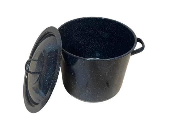 Smaltovaný hrniec čierny