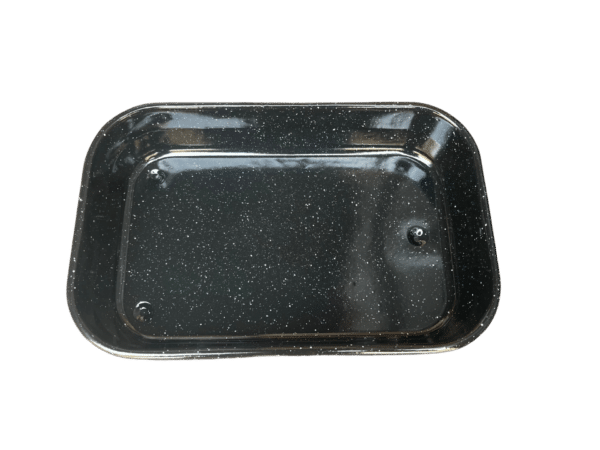 Smaltovaný pekáč v čiernej farbe z hornej strany